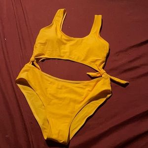 Cut out one piece swimsuit